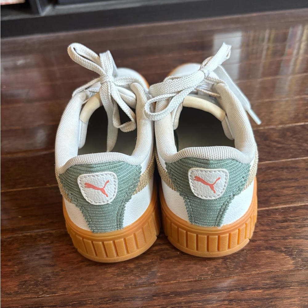 Puma Sneakers - Picture 3 of 9